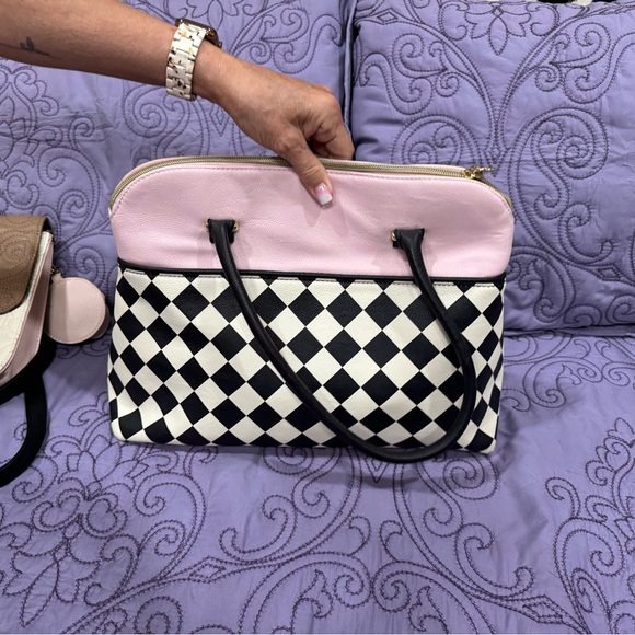Betsy Johnson tote Crossbody and wallet - Picture 5 of 16